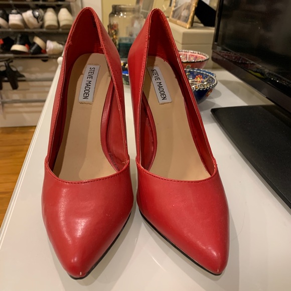 Red stilettos worn once! - Picture 1 of 5